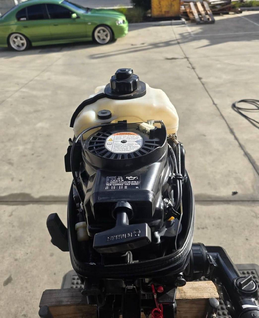 Suzuki 6HP compact outboard